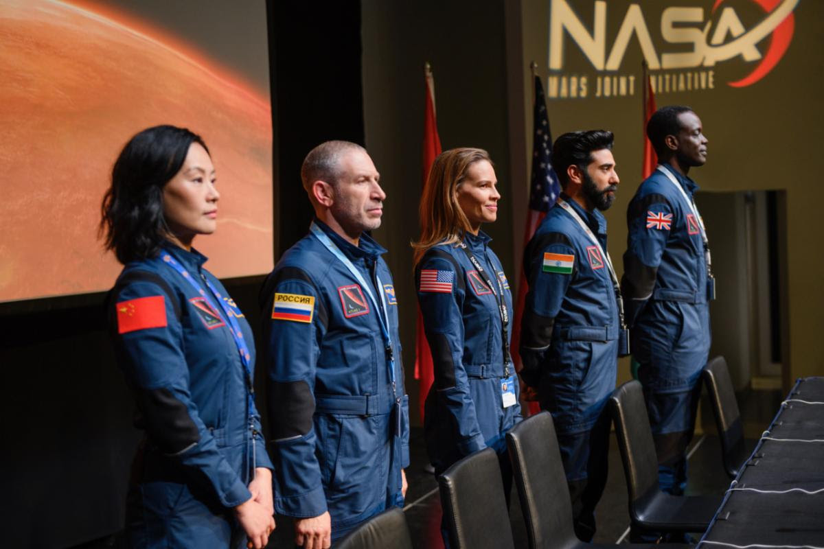 Read more about the article Away – Premieres on Netflix Friday, September 4th