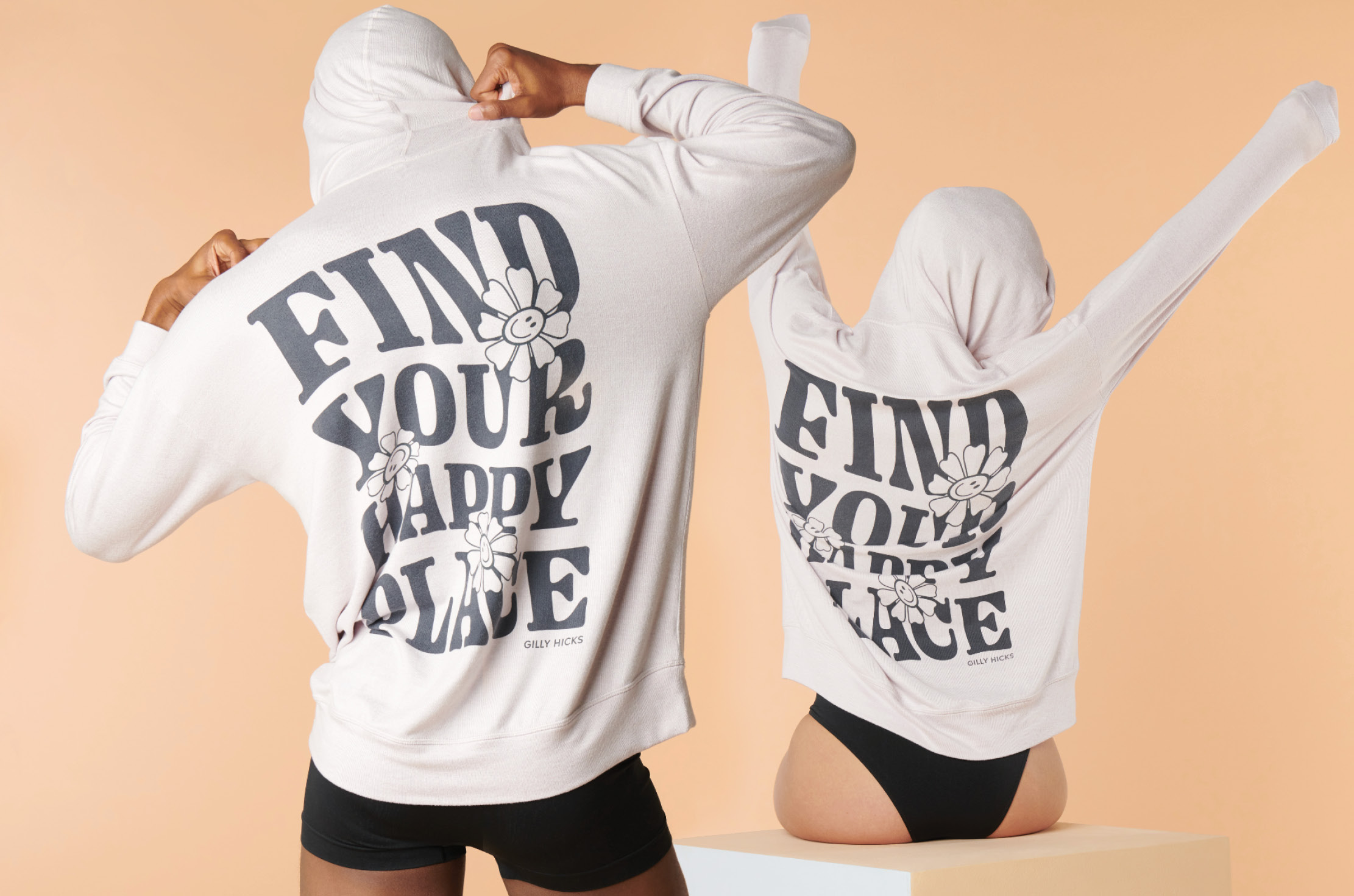 hana アーカー、GILLY HICKS Tシャツ ×2 Gilly Hicks Fits Everyone - OCQ