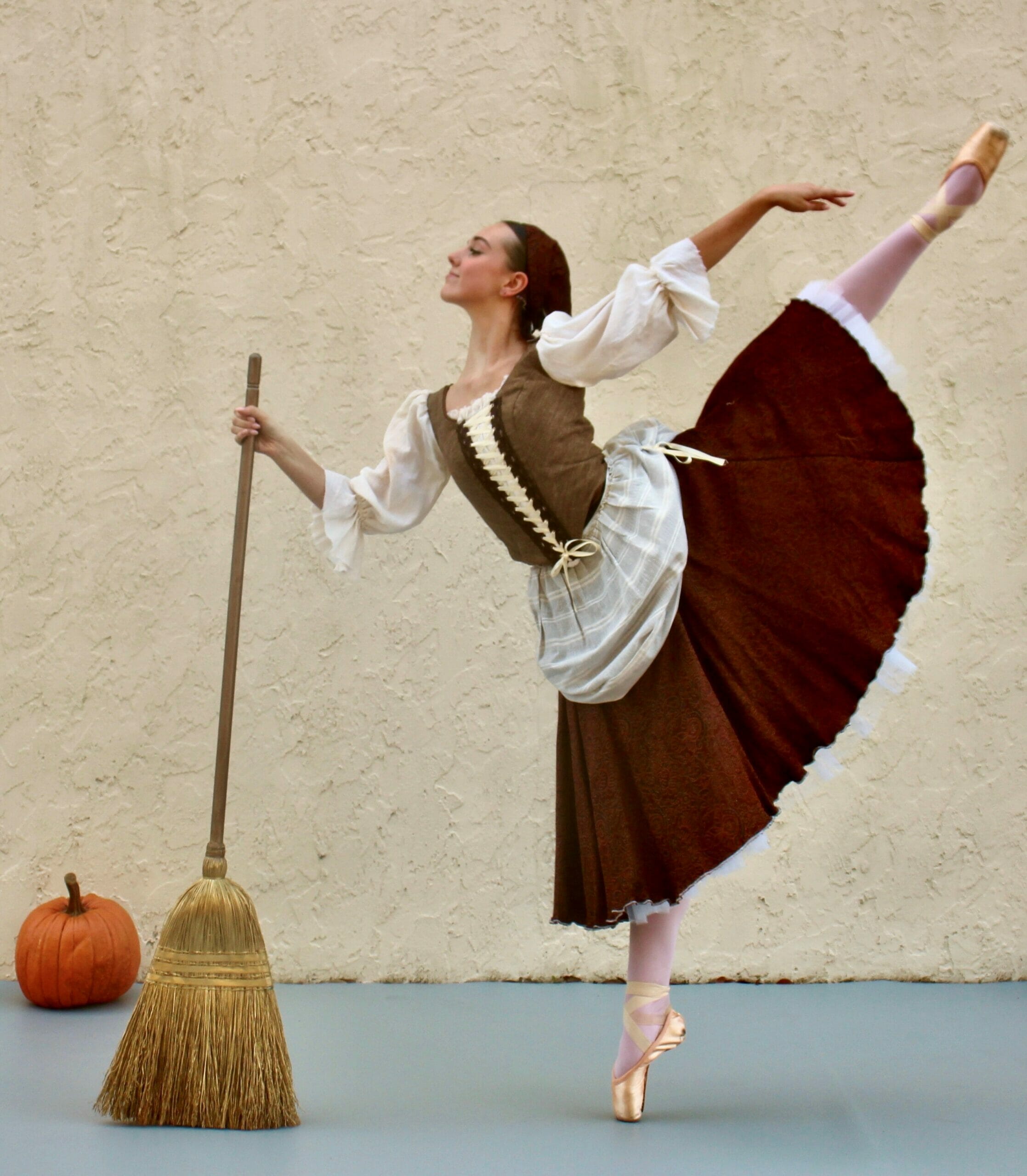 Read more about the article Paris Ballet and Dance is bringing the spellbinding magic of Cinderella to the Kravis Center!