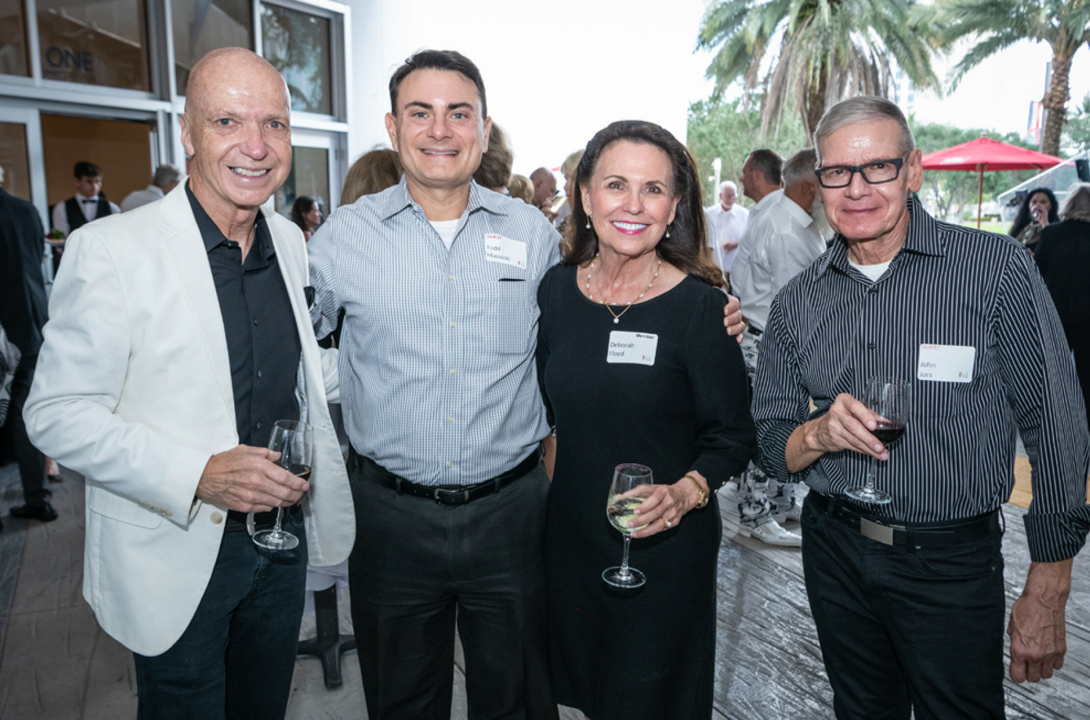 Read more about the article Philanthropy and Fashion Made for an Elegant Evening During FAB’s “Black & White: Night At The Museum”