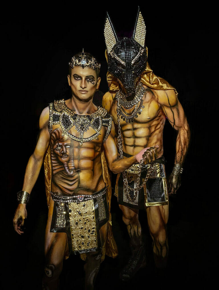 Modeles Left to Right: Ernest Del Valle, Kyle Vest