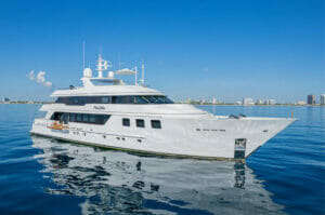 Read more about the article Champagne Wishes and Caviar Dreams abound at the Fort Lauderdale International Boat Show