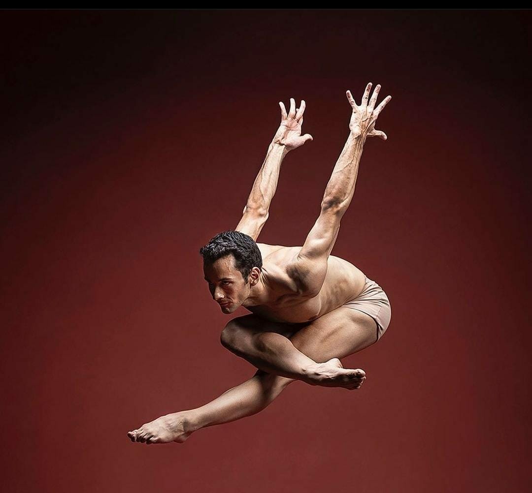 Read more about the article Men Who Dance Returns to The Broward Center for the Performing Arts