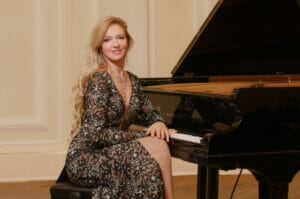 Read more about the article South Florida Symphony Orchestra’s Masterworks V Featuring Pianist Svetlana Smolina