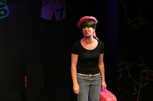 Read more about the article Niki Fridh Returns to Island City Stage for Tracy Jones
