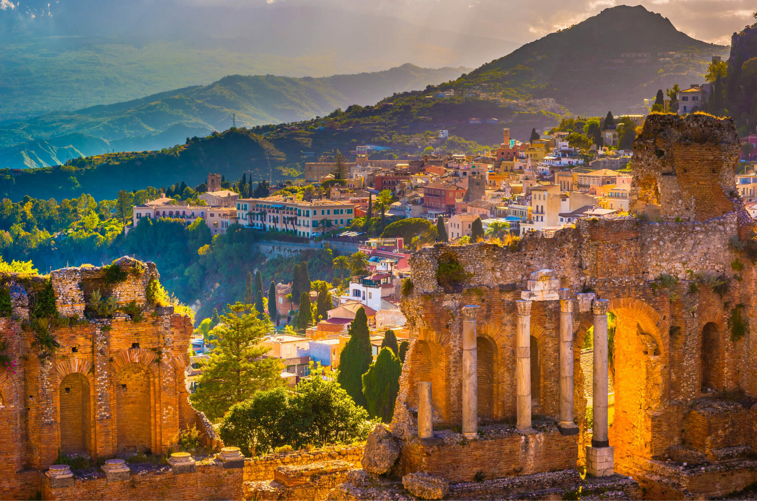 Read more about the article Experience the White Lotus Guided Tour in Sicily