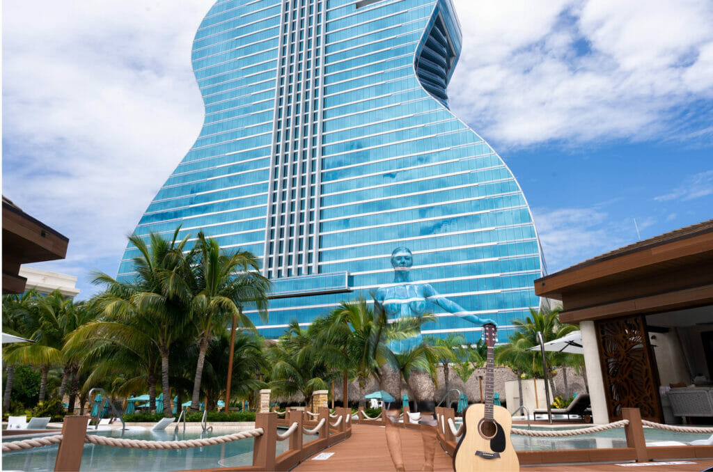 Avi Ram_Hard rock Guitar hotel