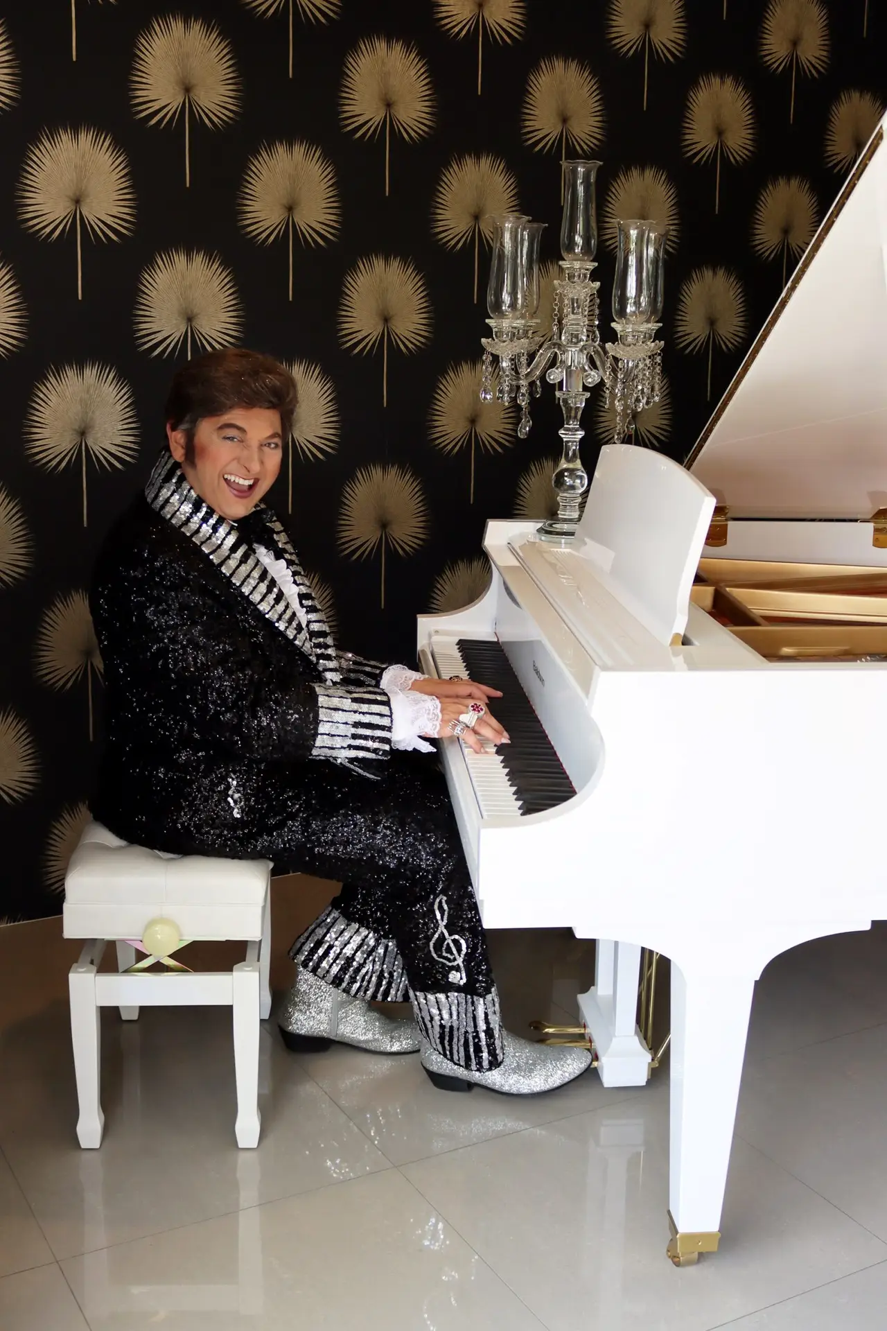 Read more about the article David Maiocco to Perform Liberace Tribute Concert at Sunshine Cathedral