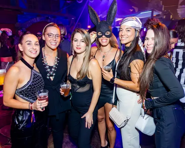 Read more about the article In Talks with Girls in Wonderland Co-Founder Alison Burgos