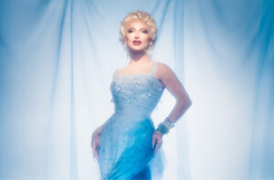 Read more about the article Plasma Talks Christmas Tour, Drag Race Journey, and More