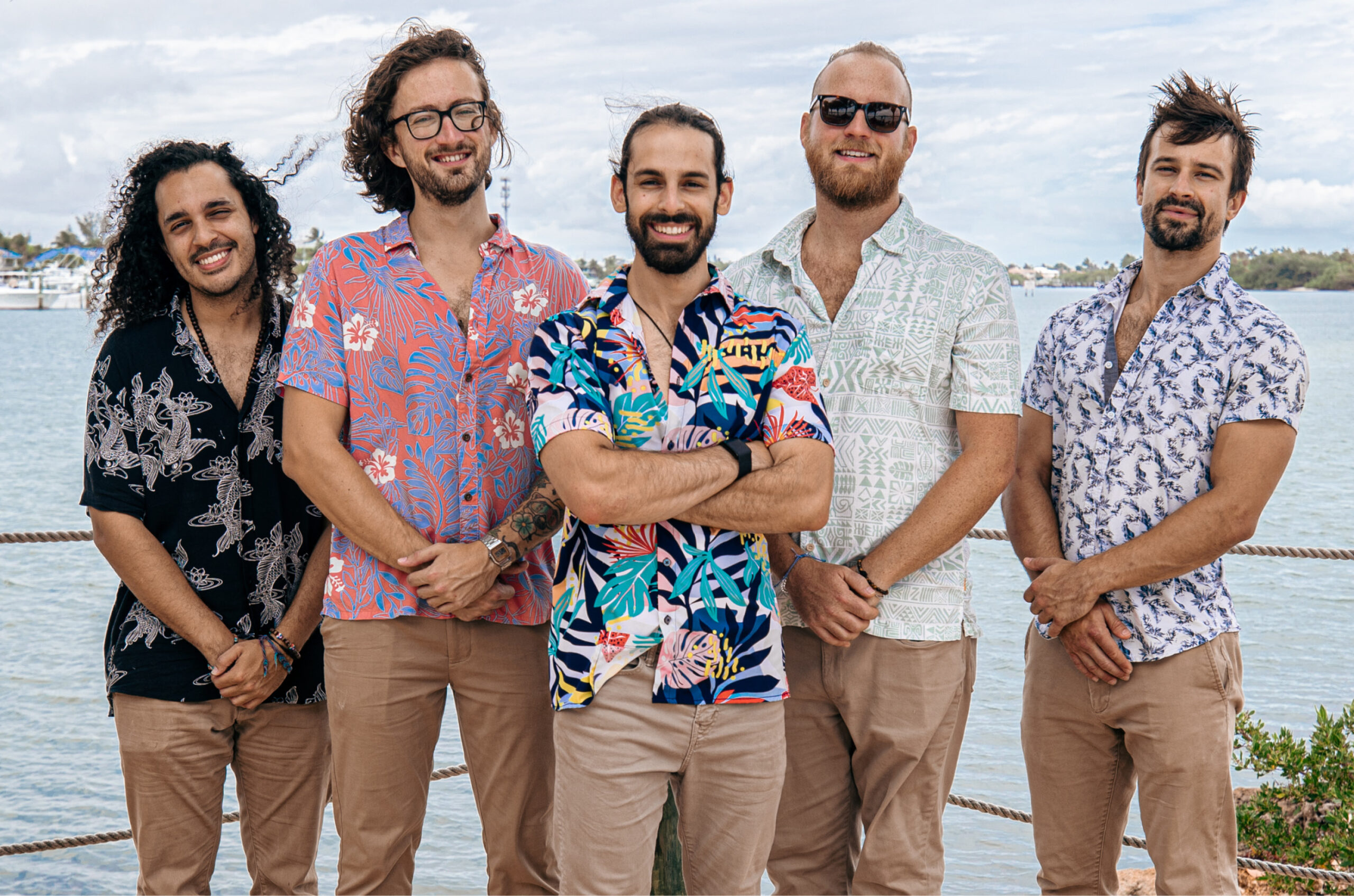 Read more about the article Feel the Vibe: Joey Calderaio’s Upbeat Tunes Meet Mark Viau’s Dynamic Art
