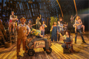 Read more about the article Shucked Brings Musical Comedy and Corny Fun to Orlando