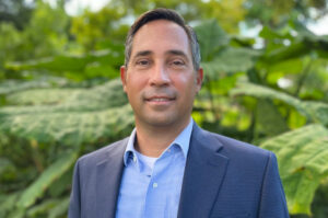 Read more about the article Friends of the Mounts Botanical Garden Appoints Andre Bogsan as Director of Development
