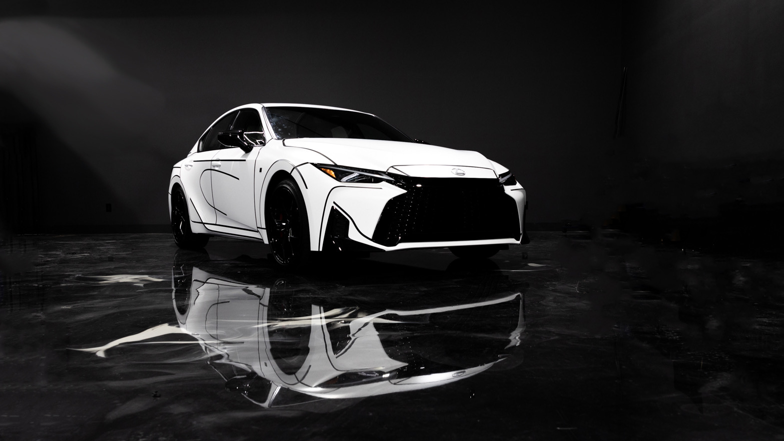 Read more about the article Lexus and Visual Artist Alex Alpert Unveil Custom Lexus IS 350 at Expo Chicago