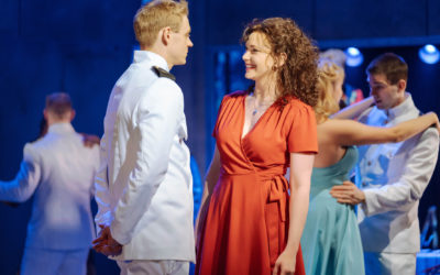 AN OFFICER AND A GENTLEMAN-Photo by Manuel Harlan  |  Courtesy of Kravis Center for the Performing Arts