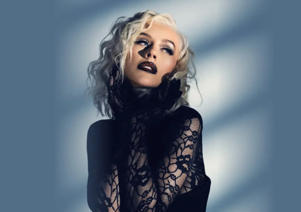 Atlantis Island_Christina Aguilera's Photo