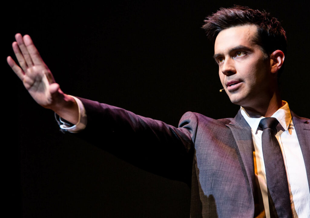Michael Carbonaro
