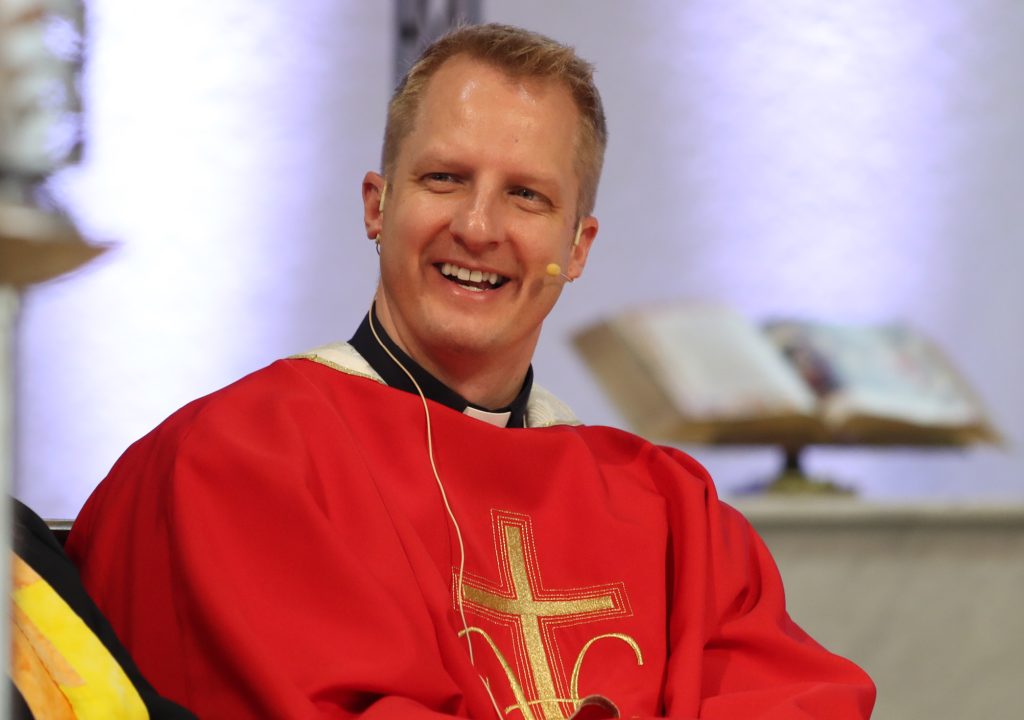 UCC_Rev. Aaron Lauer