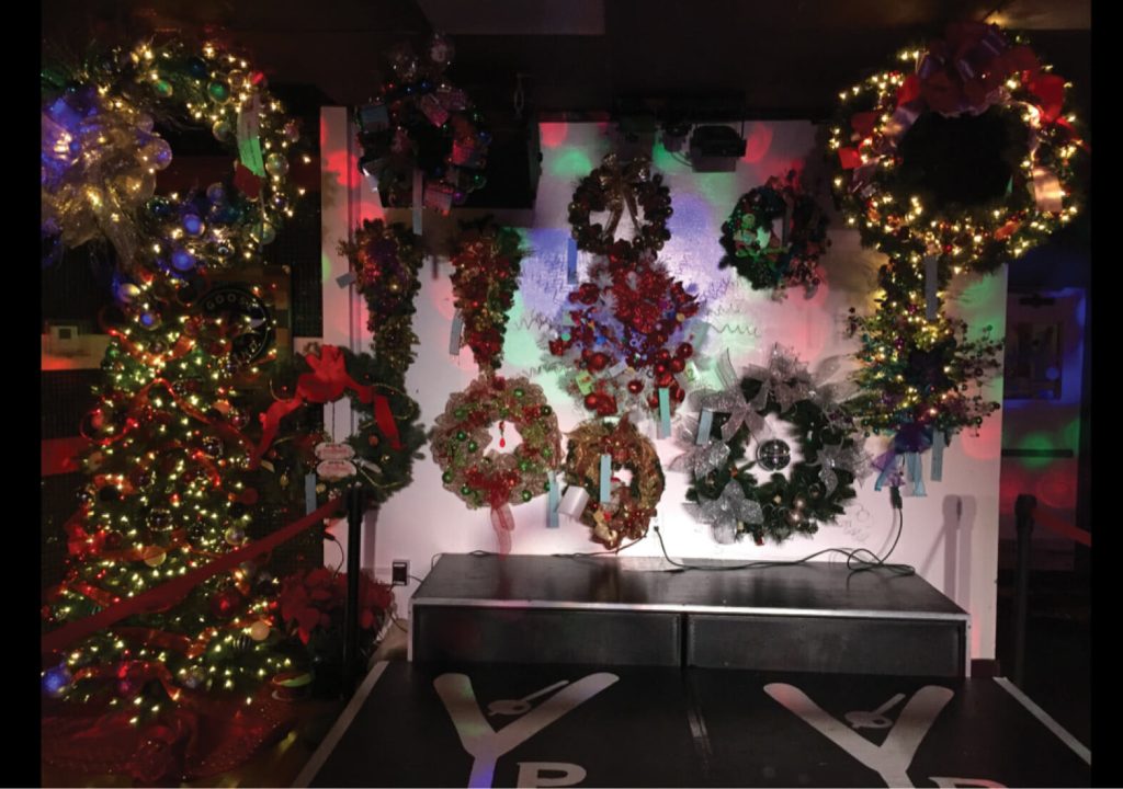 Wreath Auction _The Pub