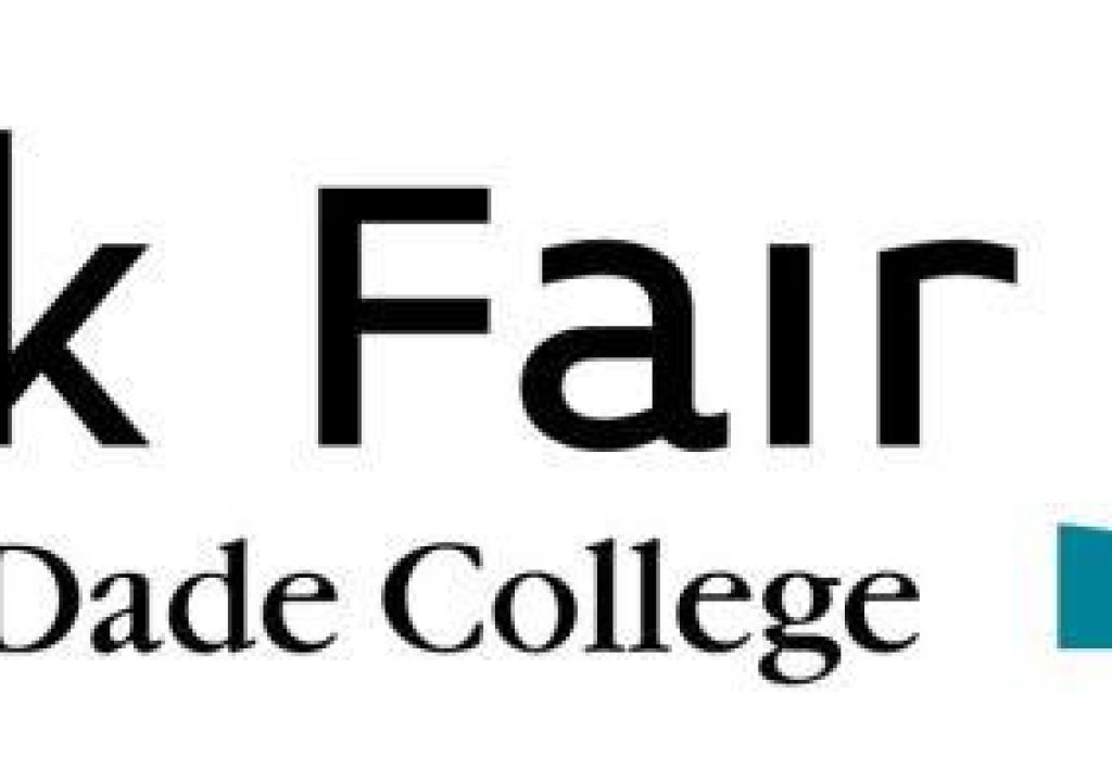 Photo courtesy of Miami Book Fair, Miami Dade College